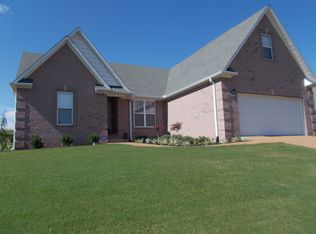 81 Small Oak Dr, Humboldt, TN 38343