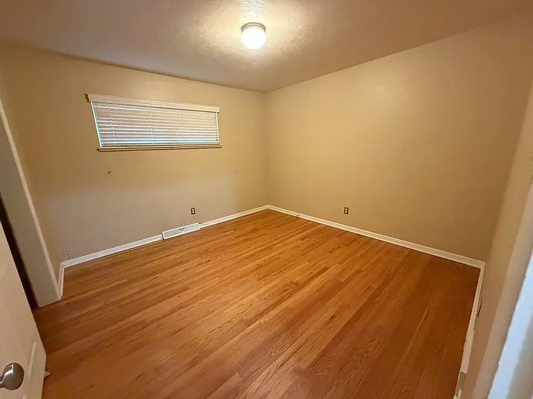 1643 S Grant St — Photo 6