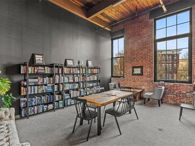 685 Social St APT 215, Woonsocket, RI, 02895