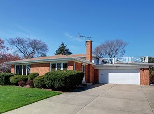440 S Dale Ave, Arlington Heights, IL 60004