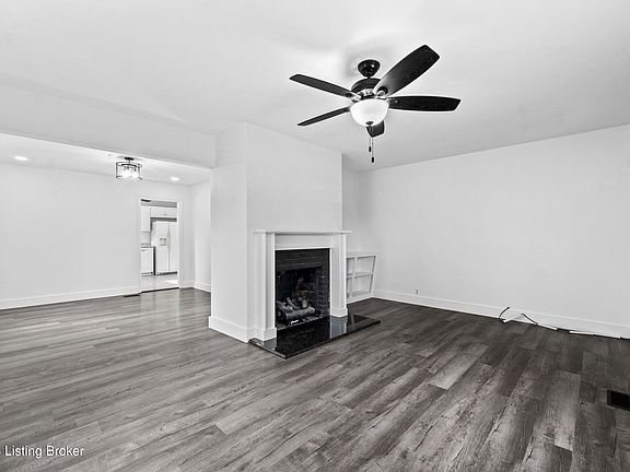 4th image of 1614 Lakeside Dr