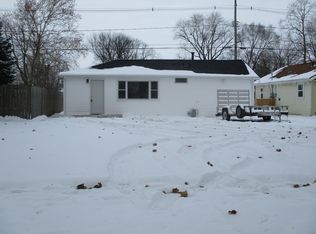 918 W Vine St, Champaign, IL 61821