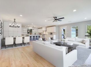 233 Halcyon Pl, Alamo Heights, TX 78209