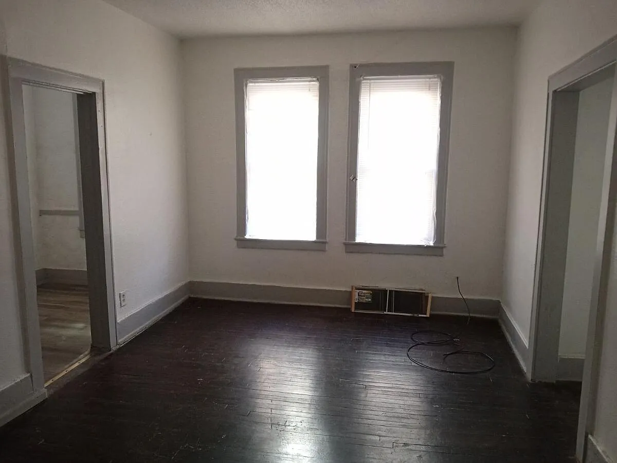 Building Photo - 2199 Lansing St #107