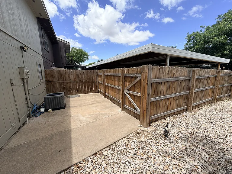 1722 Utah Ave #1 — Photo 7