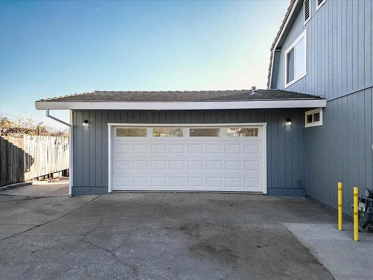 147 Arcadia Dr — Photo 22