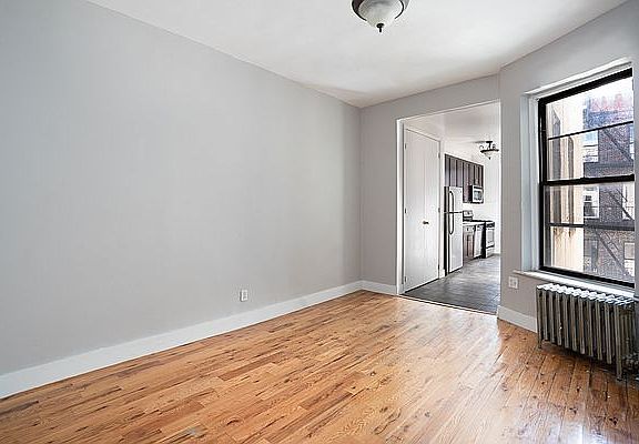5th image of 222 W 116th St APT 4E