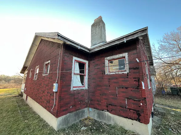 2425 W Riverview Ave, Dayton, OH 45402