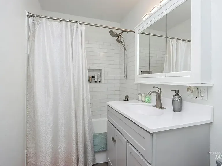 Main level bathroom