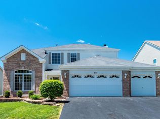 345 Stonegate Rd, Bolingbrook, IL 60440
