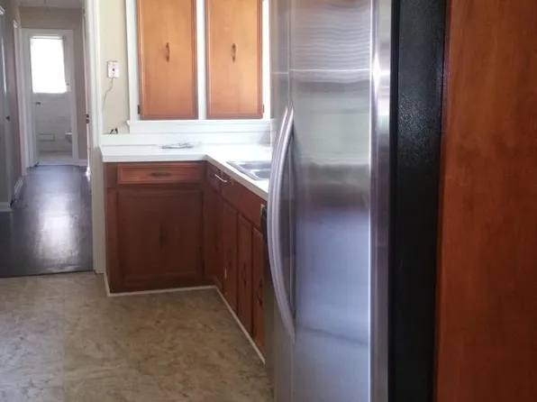 2687 Riverview Rd, Macon, GA 31204