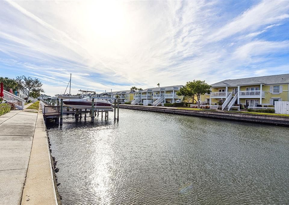 1st image of 5015 COQUINA KEY DRIVE SE #C