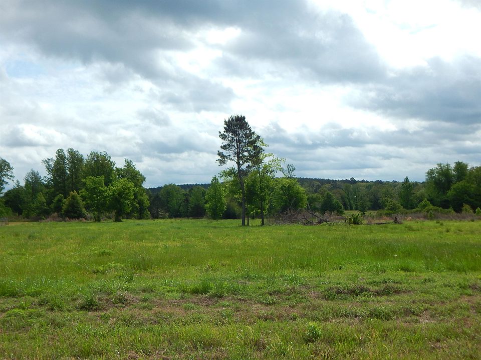 2nd image of Eagle Court Rd