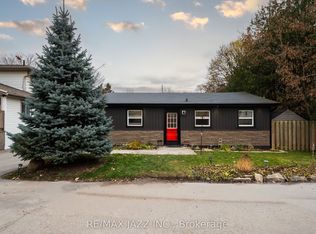 194 Liberty St N, Clarington, ON L1C 2M5