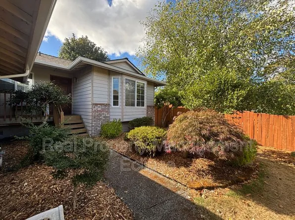 3022 Russell Way #B, Lynnwood, WA 98087
