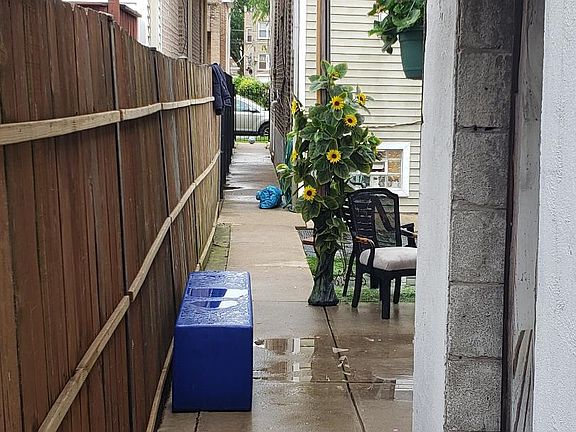 4th image of 2507 N Tripp Ave