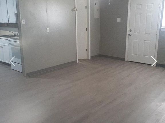 4th image of 210 Martin Ave #12