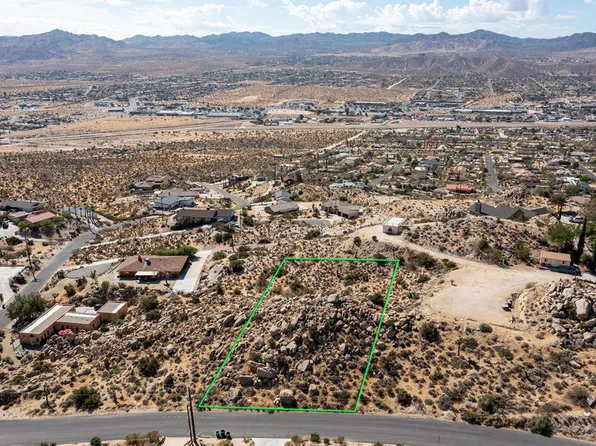 204 Bandera Rd, Yucca Valley, CA 92284