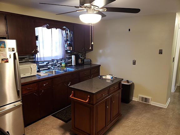 2nd image of 455 North Ave #2