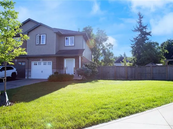 104 Macneil Ct, Hagersville, ON N0A 1H0