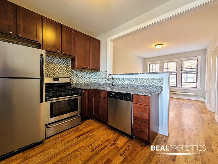 4407 N Wolcott — Photo 21
