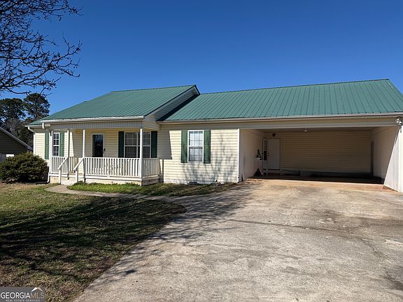 2nd image of 2124 Broad St