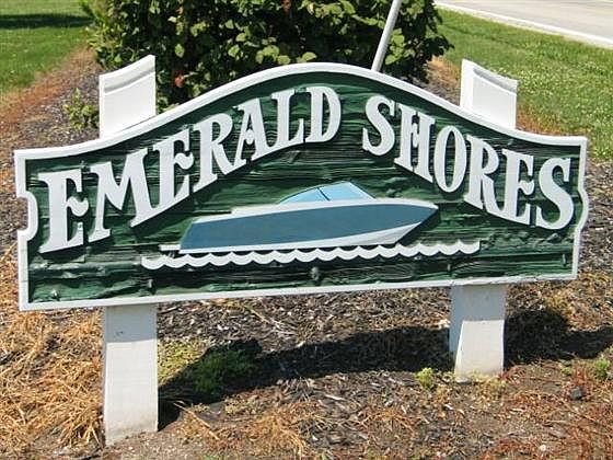 1st image of S Emerald Shrs