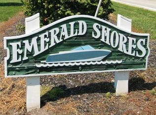 S Emerald Shrs, Lakeside Marblehead, OH 43440