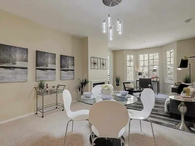 200 Caldecott Ln #108 — Photo 1