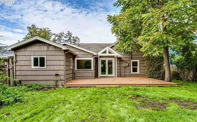 2683 Alder St — Photo 11