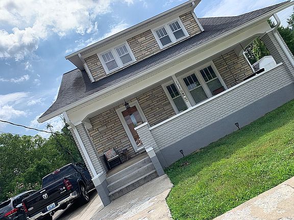 2nd image of 172 Grand Ave
