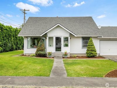 208 Harrison Street, Sumas, WA, 98295