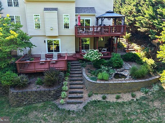 5th image of 7946 Golf Vista Dr