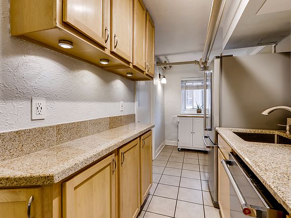 5th image of 1422 N Downing St APT A