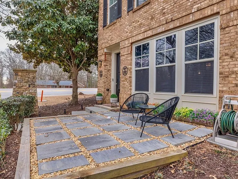 9937 Mancunian Way — Photo 39