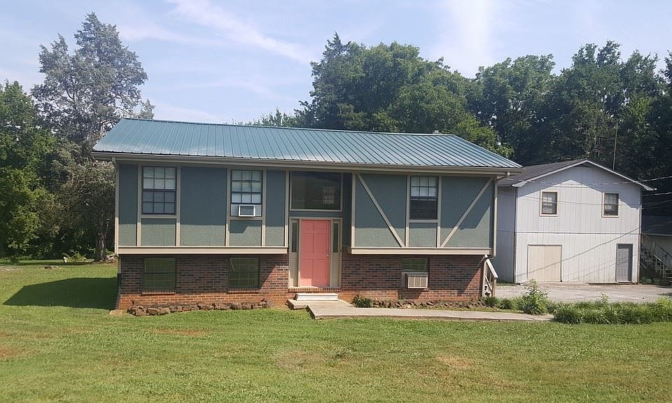 1st image of 233 Old Athens Pike