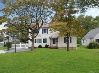31 Livingston St, Wethersfield, CT 06109