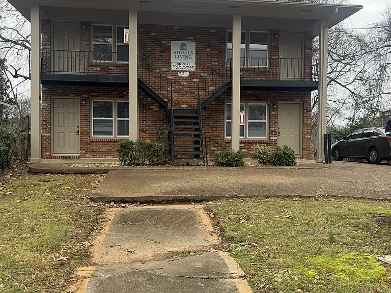 724 Kendrick St #1 — Photo 1