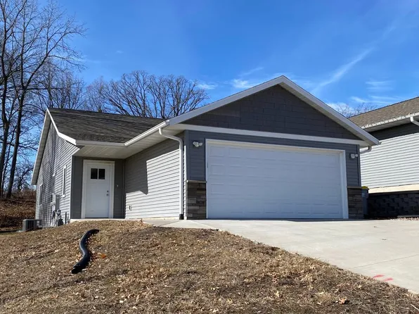 N7294 Meyer Ct, Holmen, WI 54636