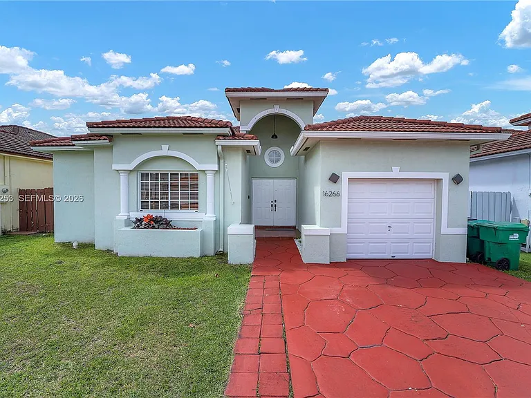 16266 SW 54th Ter — Photo 3