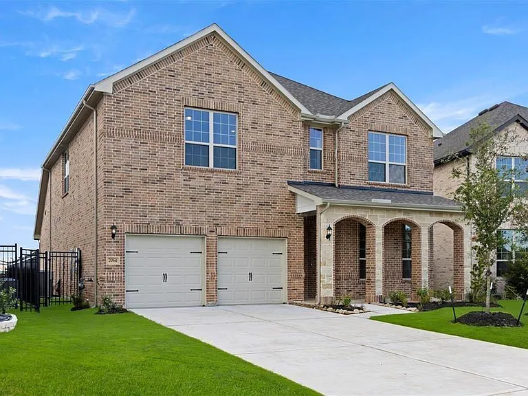 2064 Terra Rose Dr — Photo 3