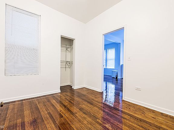 722 S Racine Ave Apartments Chicago Bedroom_4