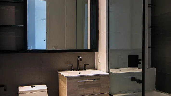 Rented by Nooklyn NYC LLC | media 52