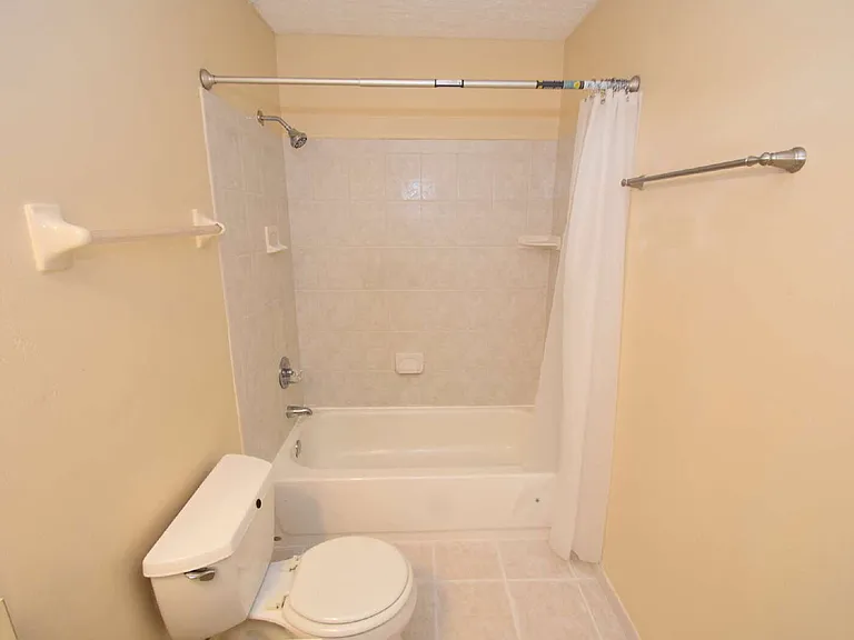 15 Florida Park Dr N #6 — Photo 32