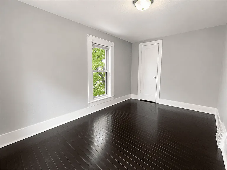 604 Homewild Ave #2 — Photo 3