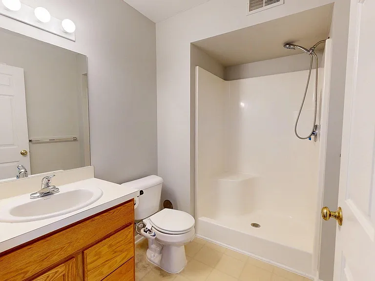 2767 S Knightsbridge Cir — Photo 13
