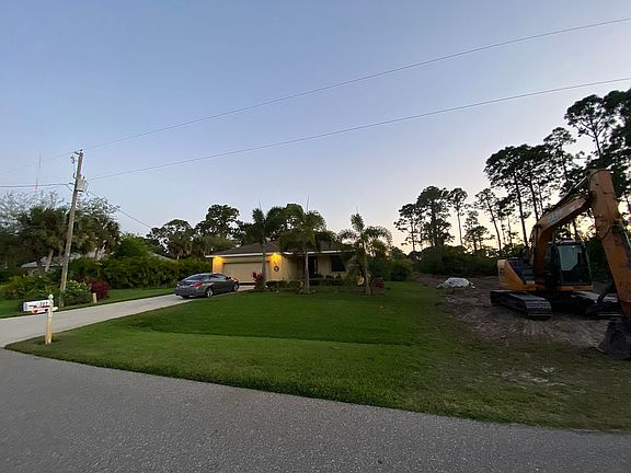 2nd image of 307 Antis Dr