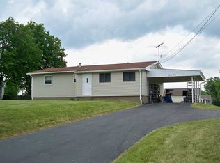 110 Lester Dr, Beaver Falls, PA 15010