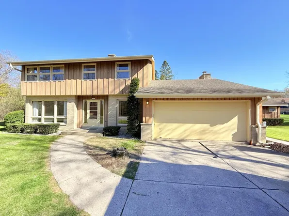 1141 West Acacia ROAD, Glendale, WI 53217