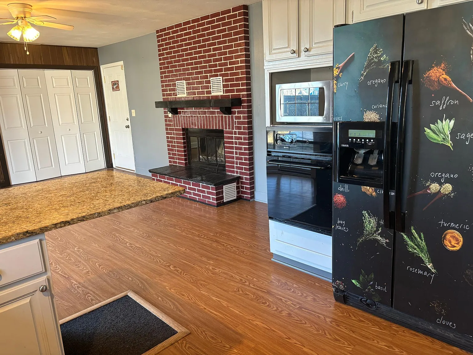 3 bed, 1640 sqft, $2,200 — Photo 4